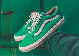 VANS |AUTHENTIC | LO PRO | BURGANDY/WHITE